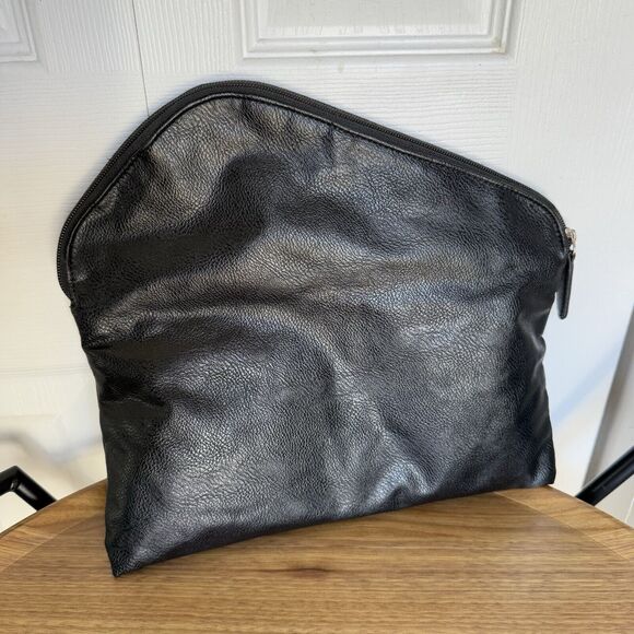 Lulu's Nordstrom Black Bag Clutch Zipper Closure - Picture 9 of 16